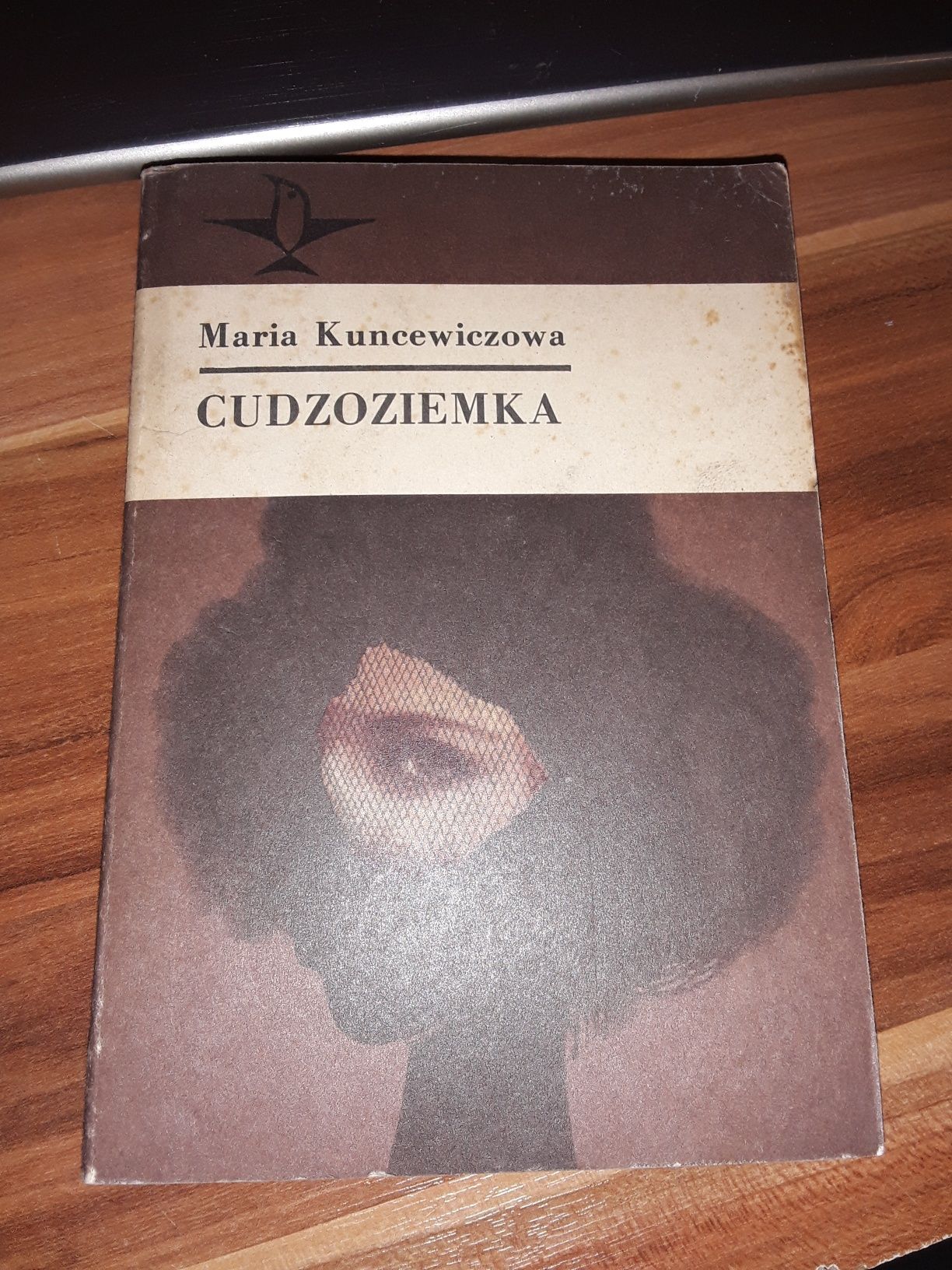 Cudzoziemka Maria kuncewiczowa seria z Kolibrem