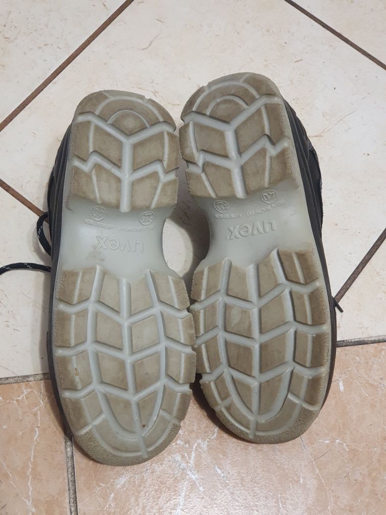 Buty robocze Uvex r. 40 jak nowe, profesjonalne, niskie, bezpieczne no