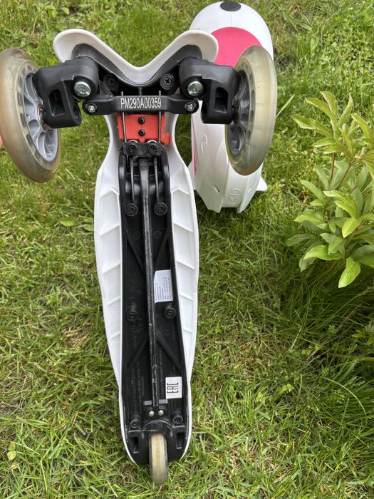 Дитячий оригінальний самокат BMW Kids Scooter