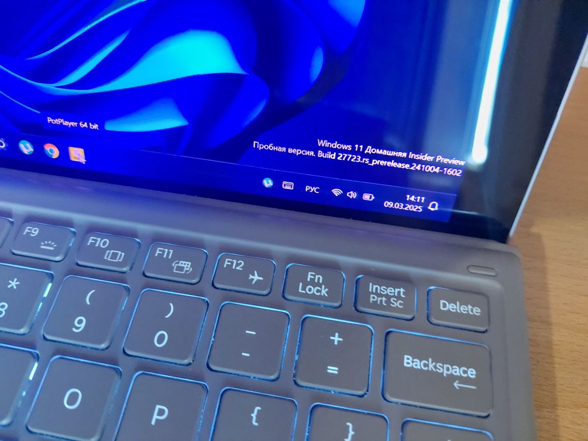 Samsung Galaxy book2 4/128Gb LTE