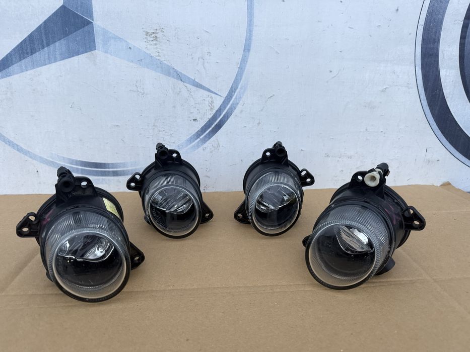 Протитуманка туманка птф противотуманка Віто 447 Mercedes Vito Metris