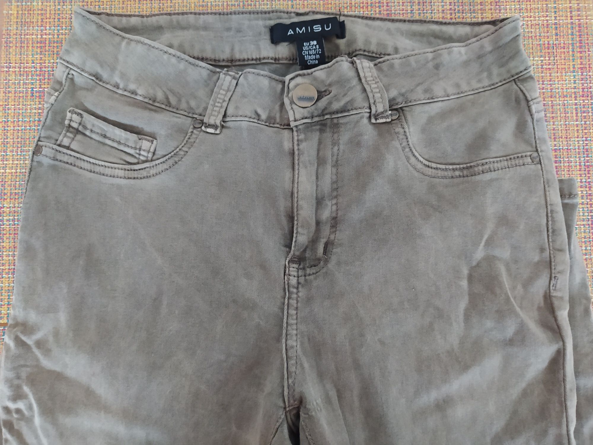 Spodnie New Yorker 38