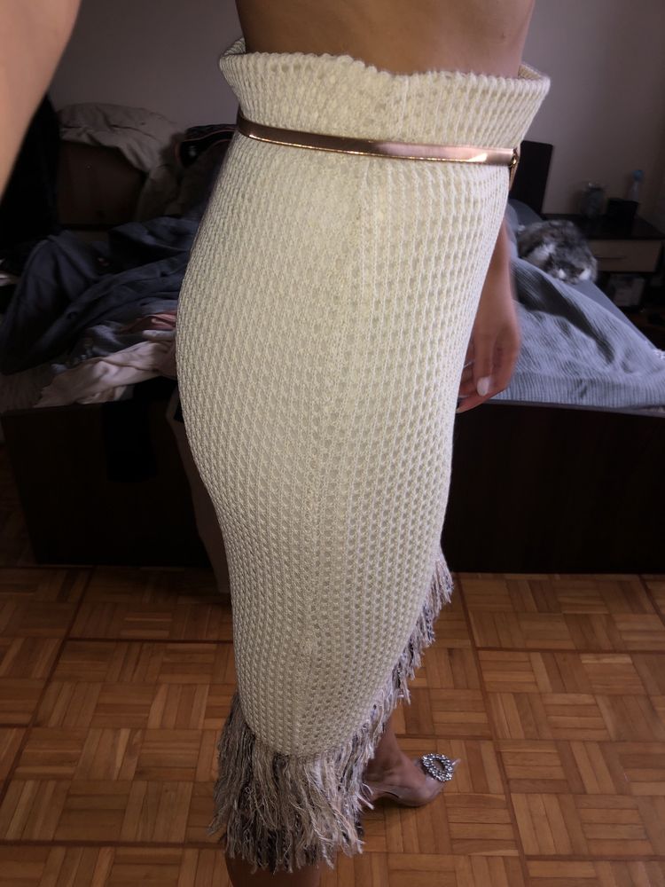 Zara midi spódnica chanelka na gumie siatka z frędzlami frędzle