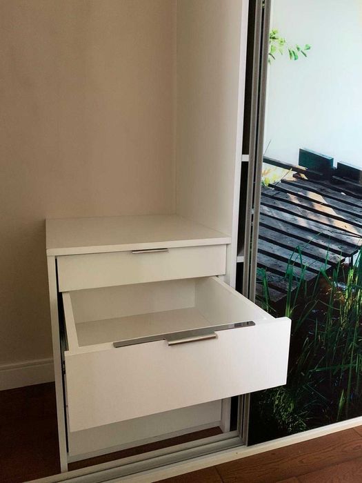 Szafa w zabudowie na wymiar grafika molo jezioro natura