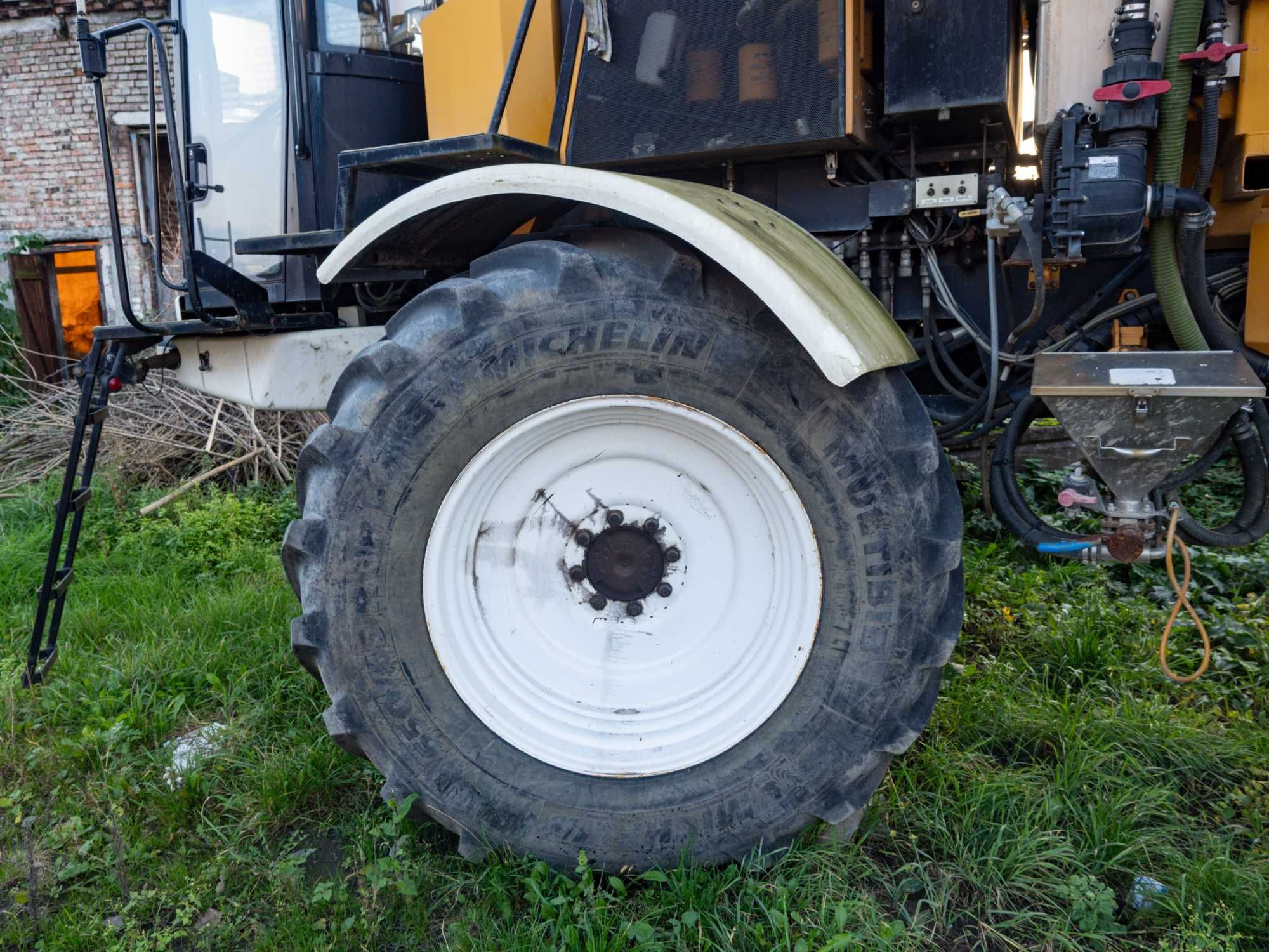 Обприскувач Knight 2050- 2010