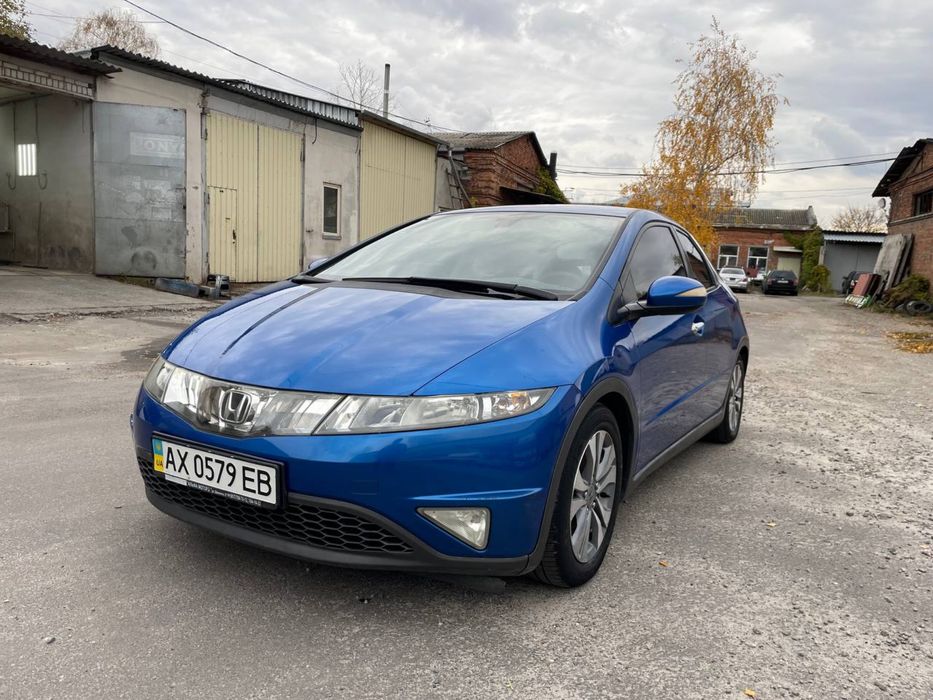 Honda Civic 5d 2006 року