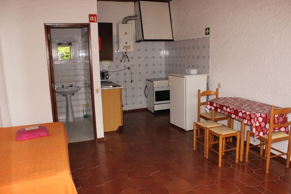 Apartamento para férias em Porto Covo       ESTACIONAMENTO PRIVADO