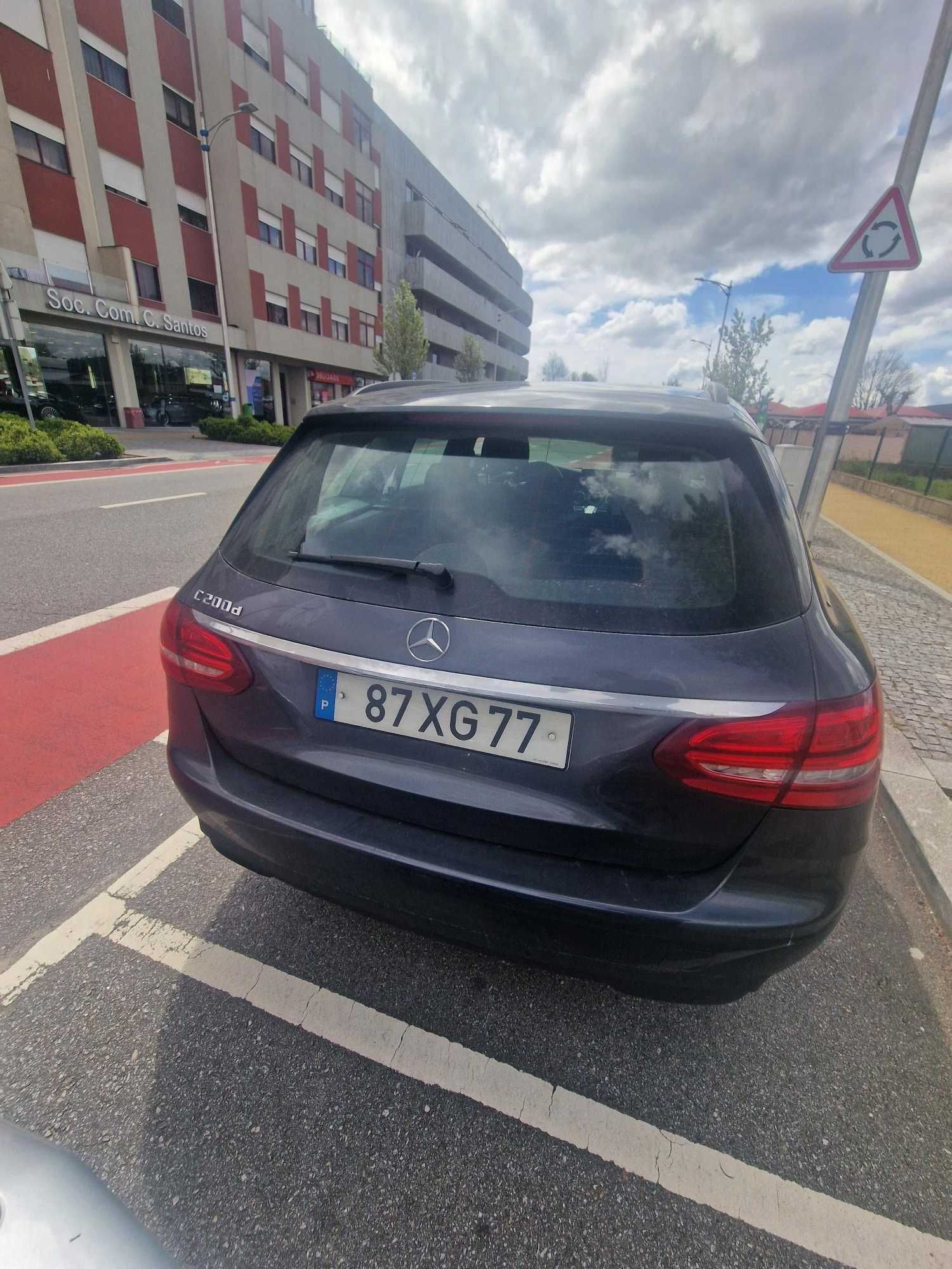 Mercedes C 200d Station, Caixa Automática, Elegância, Conforto Premium