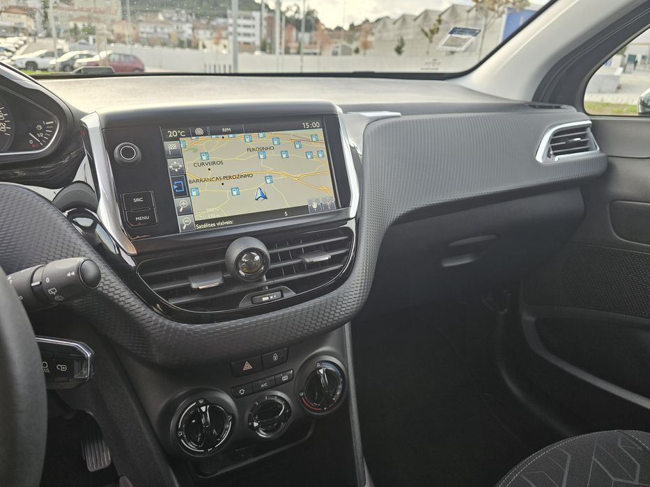 Peugeot 2008 1.6 HDI 83 000 KMS C/GPS 2016