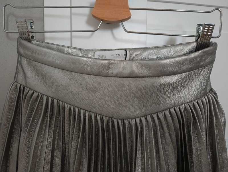 Plisowana srebrna spódniczka Zara r. 152