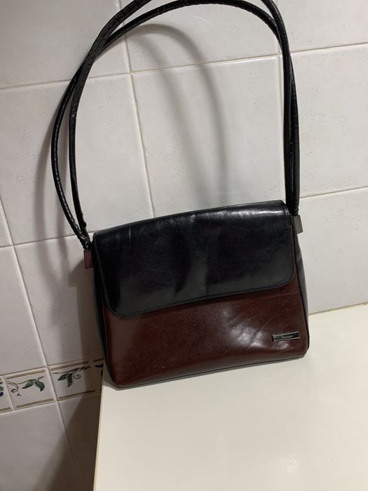 Mala castanha e preta ceancarel