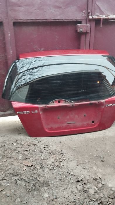 Кришка багажника