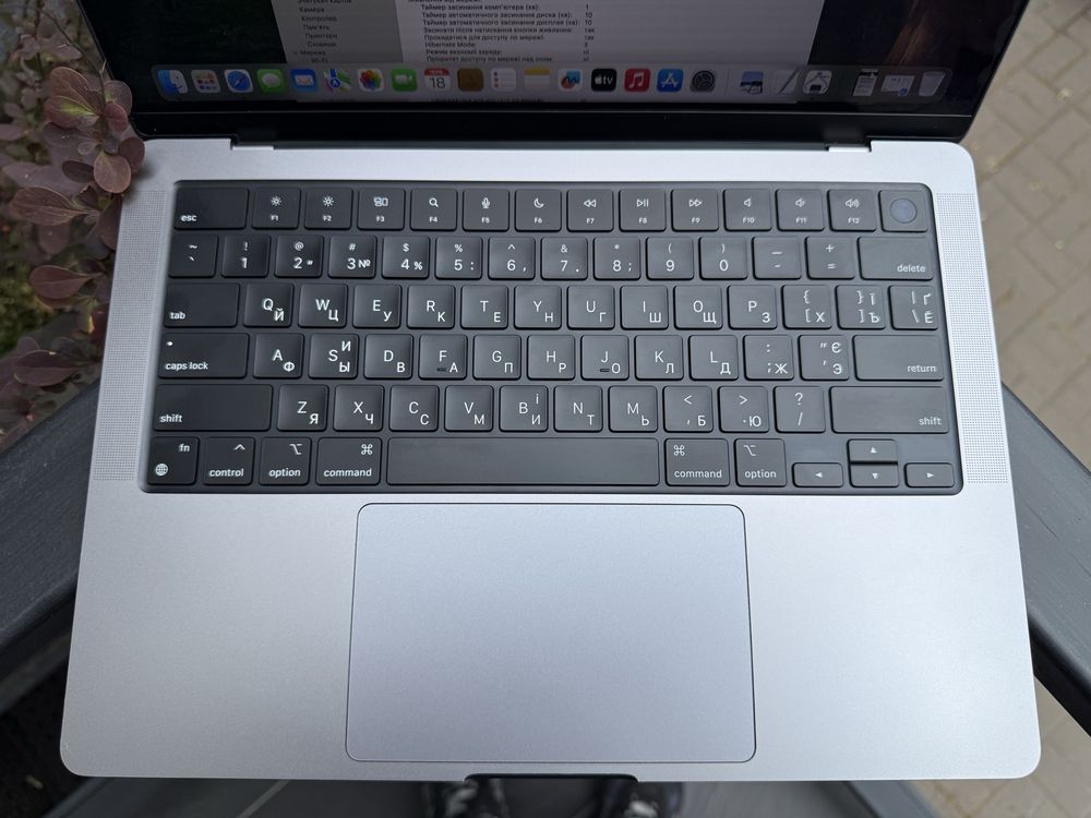 MacBook Pro 14” 2021 M1 Pro/16/512gb Space Gray гарантія 6 міс