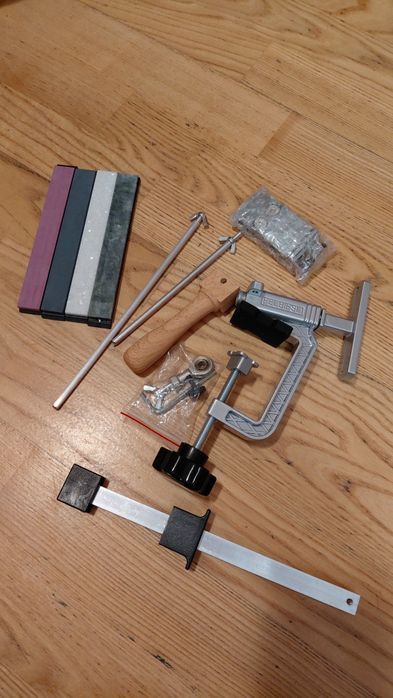 Точилка для ножів