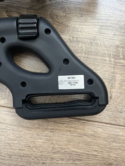 Oryginalny uchwyt Peugeot Citroen na tablet laptop montaż na zagłówek