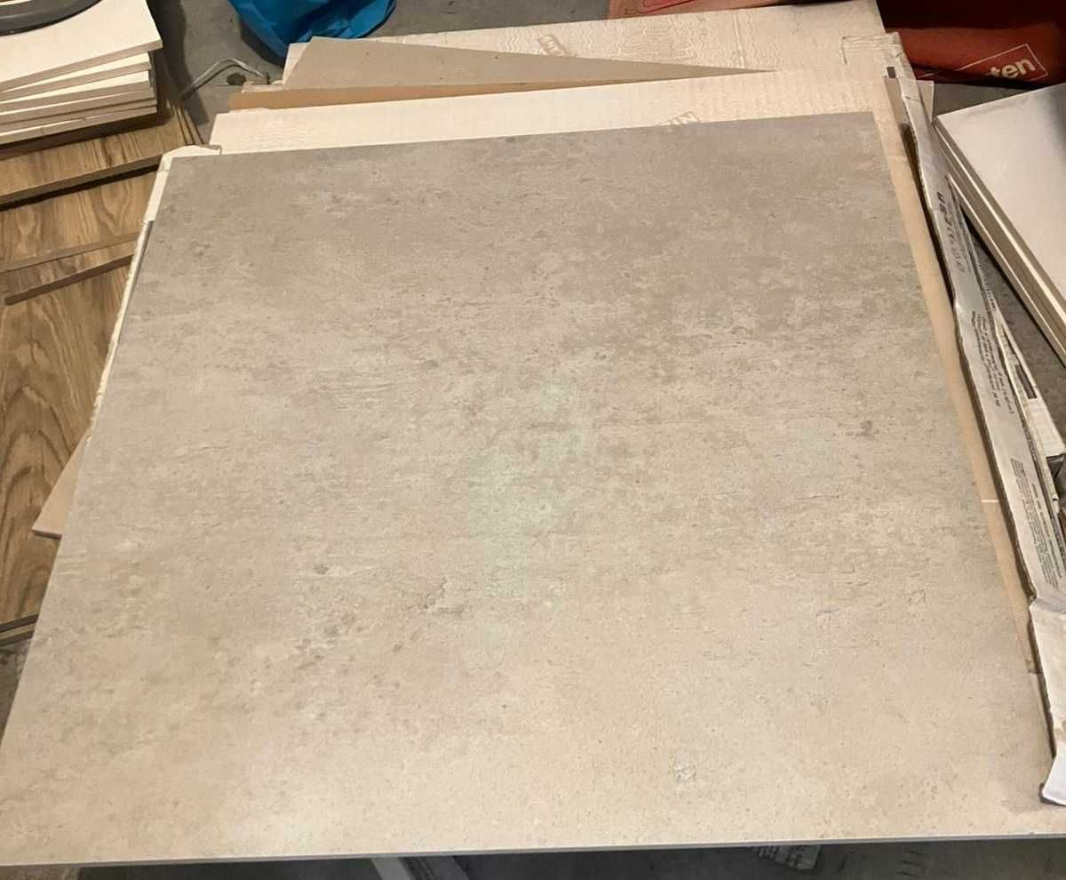 Płytki Tubądzin Epoxy Grey 2 Mat 59,8 x 59,8 cm – 11 sztuk
