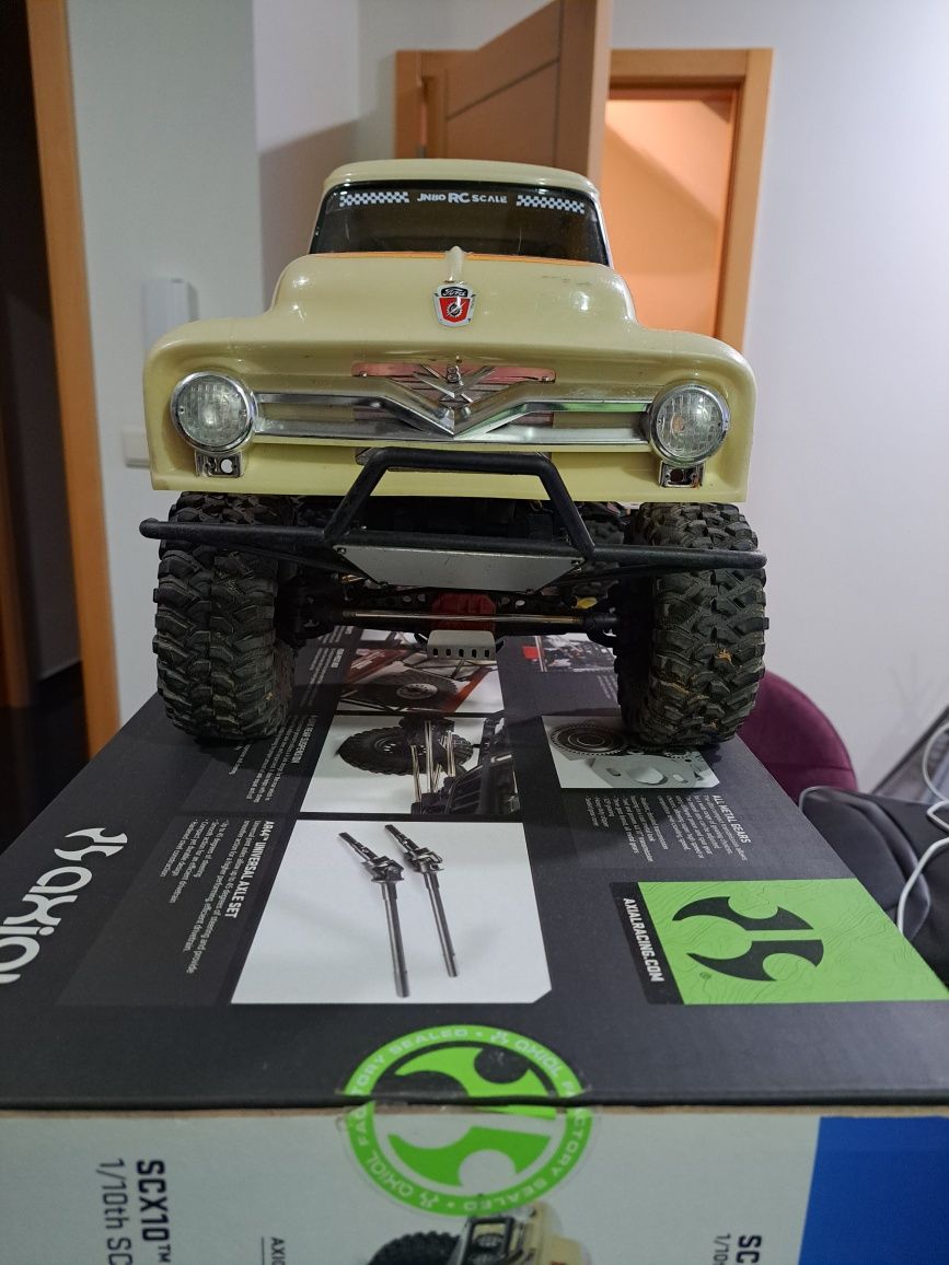 AXIAL SCX10 II Ford F-100 1/10 4WD RTR