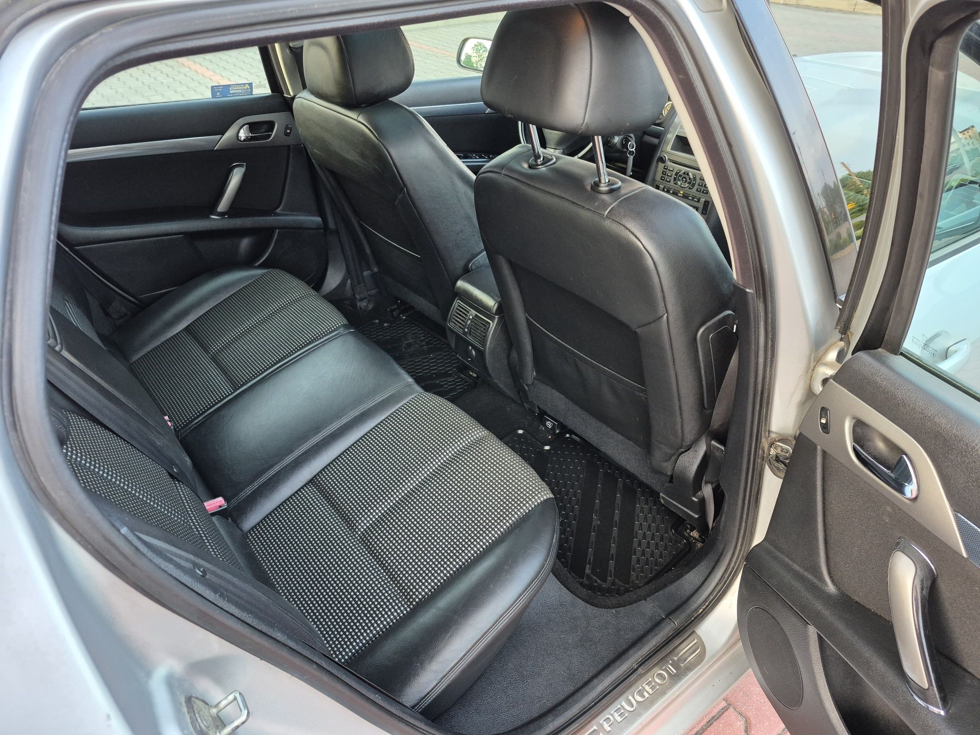 Peugeot 407 SW 2.2 158KM LPG 6 Biegów Polskora Panorama Grzane Fotele