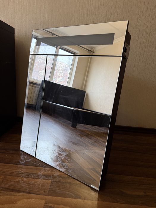 Тумба дзеркало для ванни з підсвіткою 80х60х15 бу вул. Липківського 24