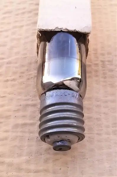 Лампа ДНаТ 250/6 Е40