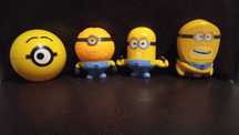 4 szt figurki i kula Minionki z McDonald's