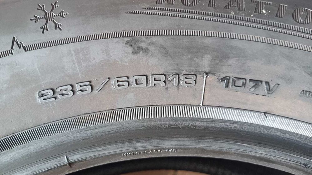 4x 235/60R18 DUNLOP WINTER SPORT 5 SUV bieżnik 7,29–7,50 mm zima 2022