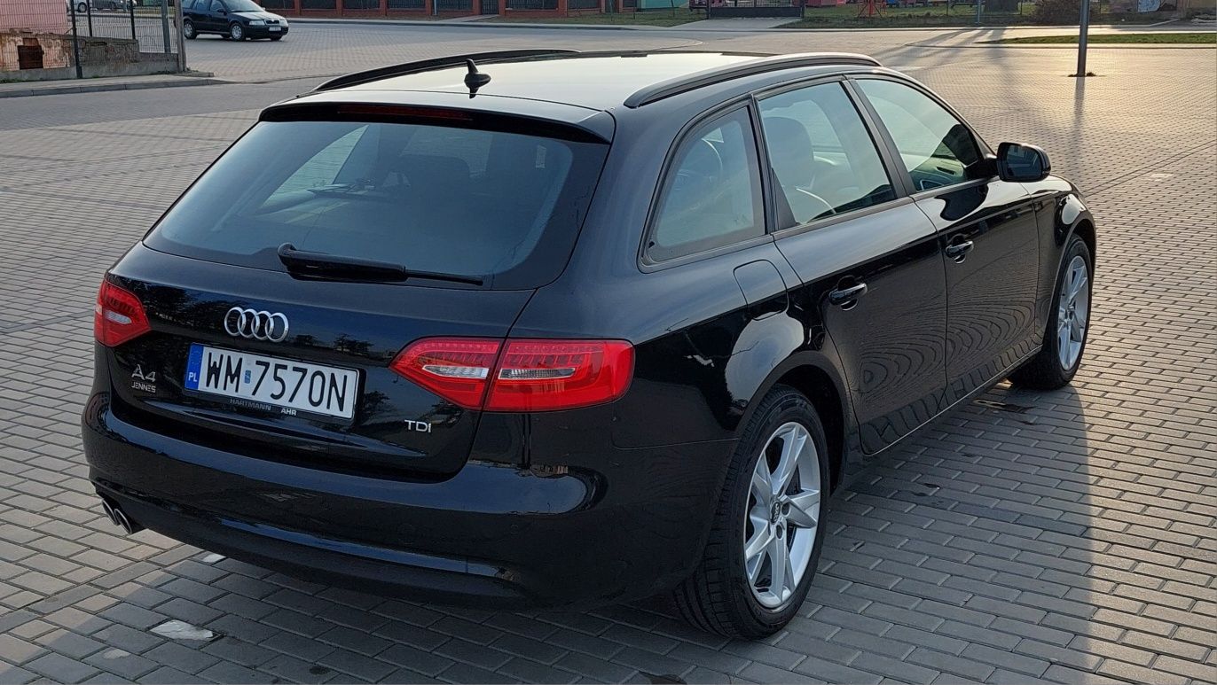 Piękne i zadbane Audi a4 b8 2.0 tdi