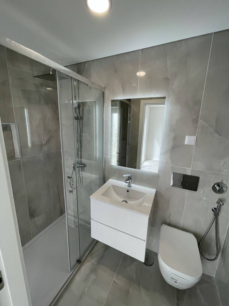 Particular - Moradia T4 com Piscina