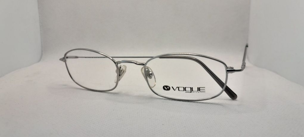 Nowe okulary oprawa Vouge