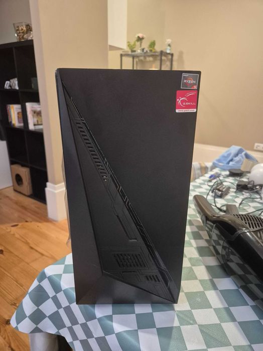 Torre PC - Ideal para montar seu próprio computador