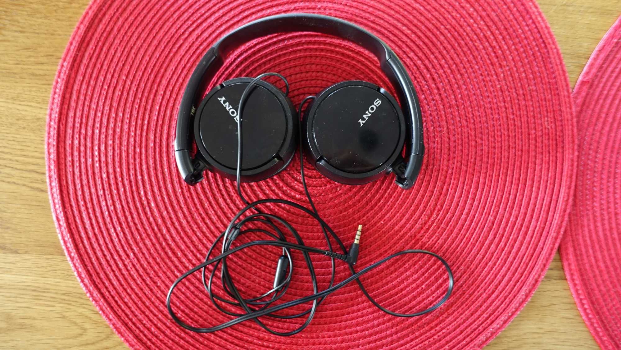 Słuchawki przewodowe Sony MDR-ZX 110, bardzo mało używane.