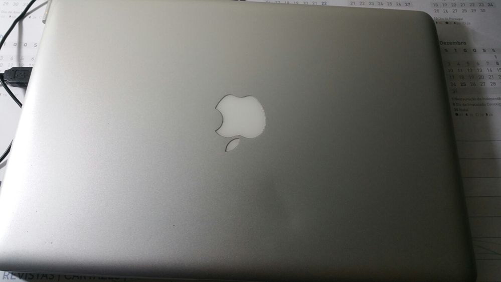 Macbook pro meados de 2010 com SSD 240 GB e  8gb RAM