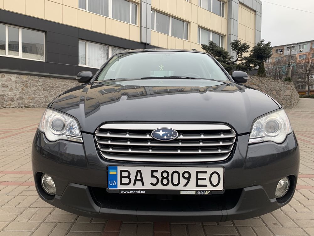 Subaru outback 2,5  2008год