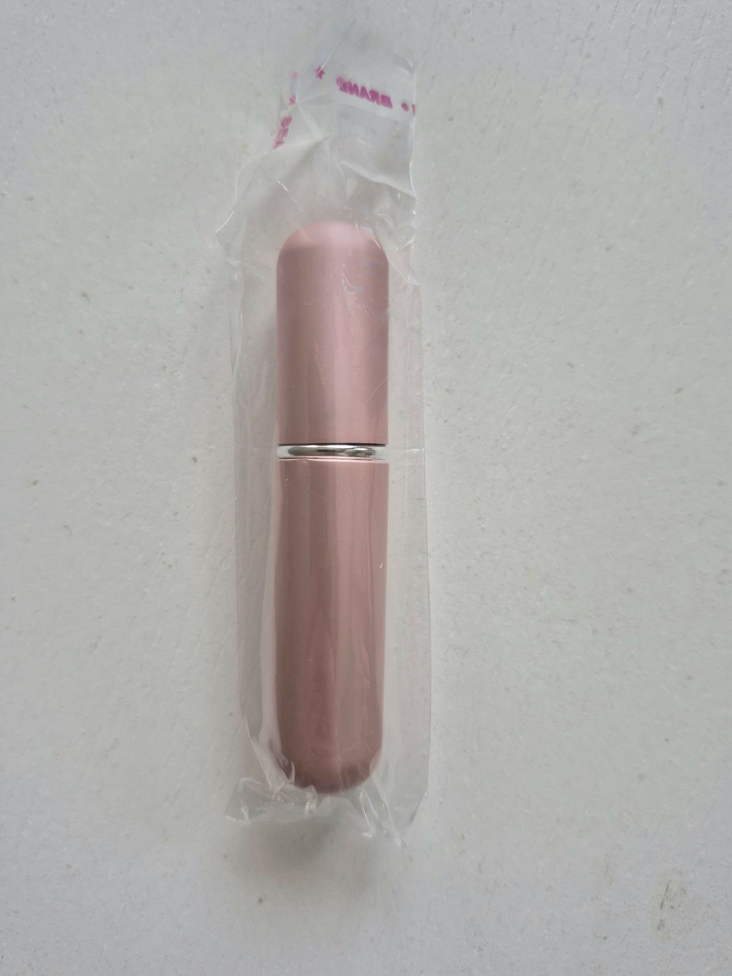 Przenośny atomizer do perfum 5ml różowy