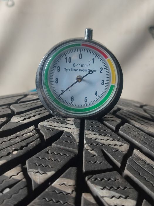 Шини kumho 205 55 r16 зимові 22-23 рік