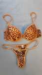 Zestaw bielizny biustonosz MED panterka stringi 75b s