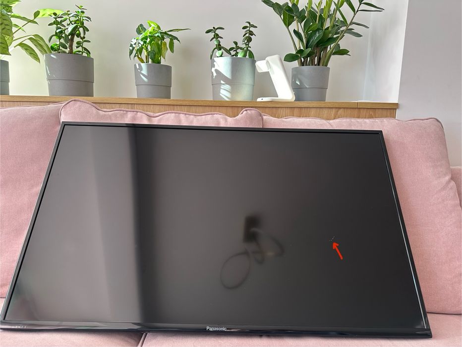 Panasonic Smart TV Full HD 39" Sprawny, rysa na ekranie, Okazja!