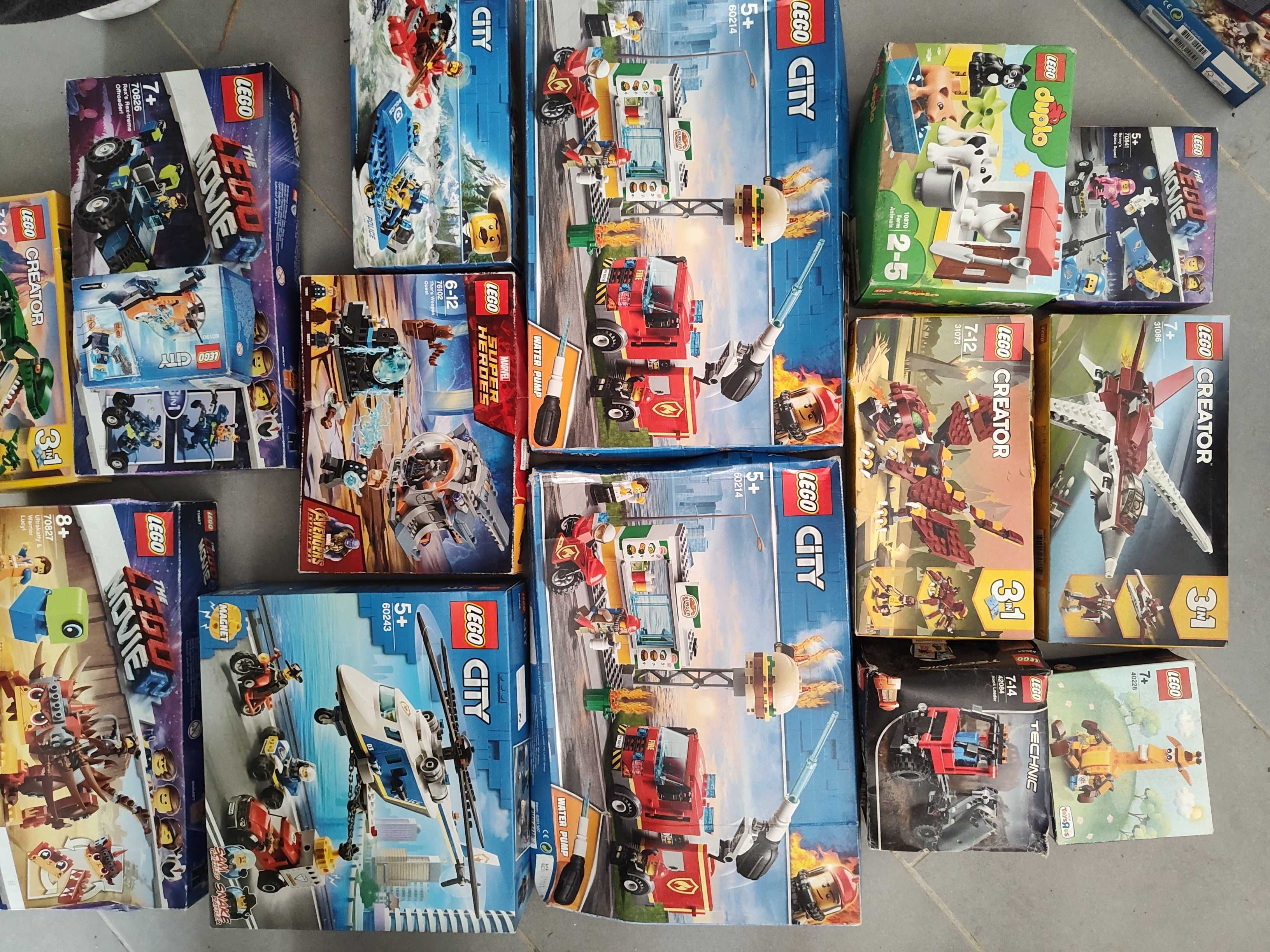 Coleção de Legos nova