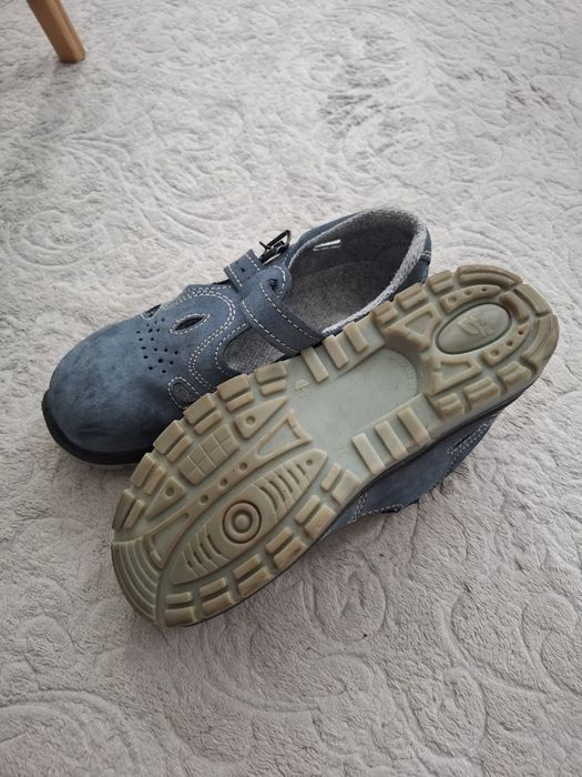 Buty robocze rozmiar: 38.