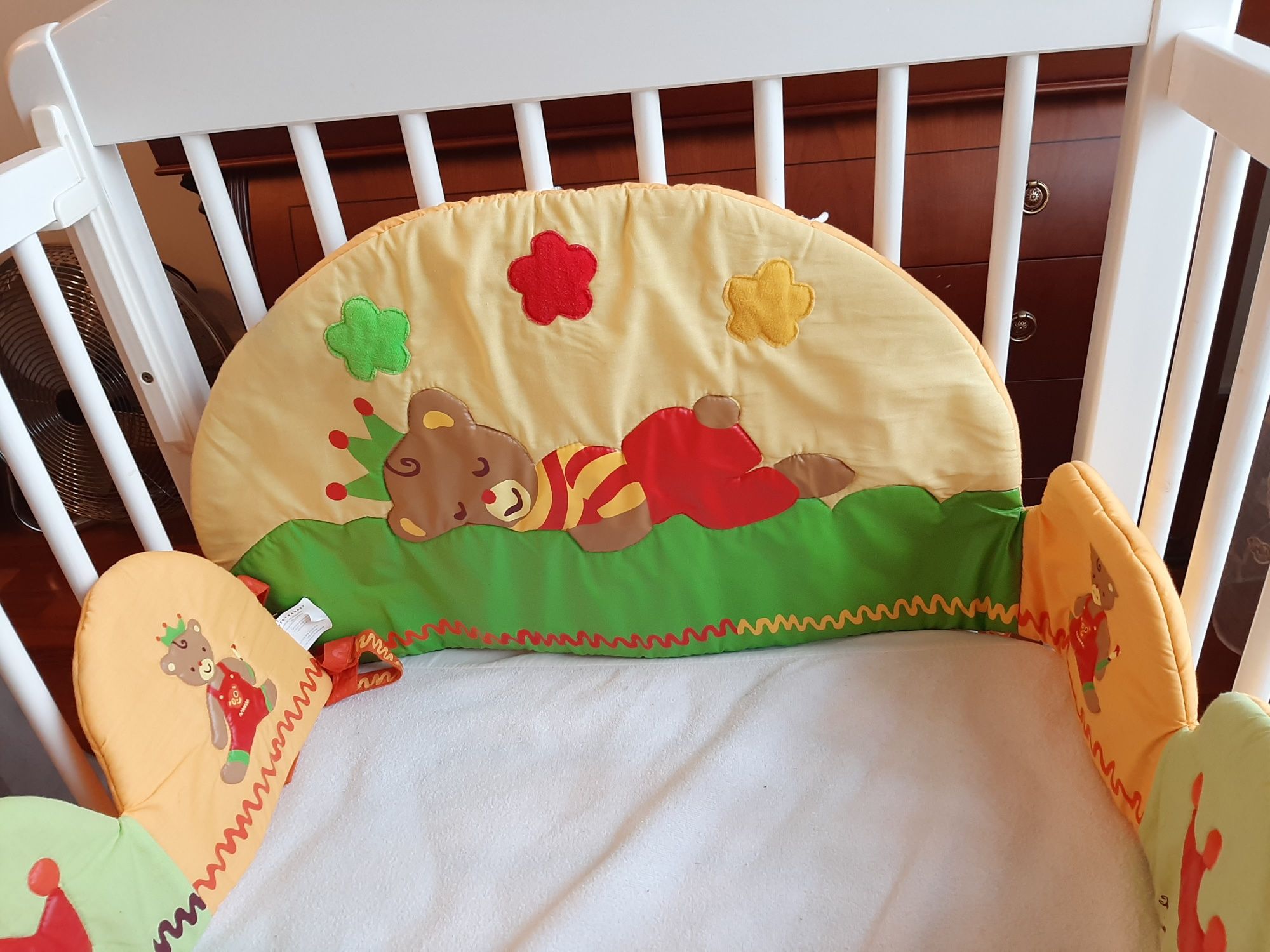 Protecção cama de grades.