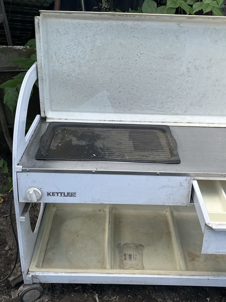 Grill elektryczny Kettler