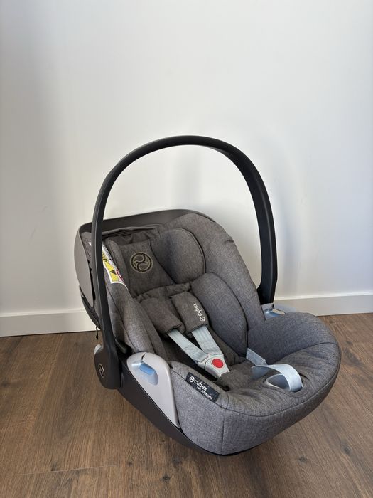 Ovo Cybex Cloud Z Cinzento usado + adaptadores para carrinho
