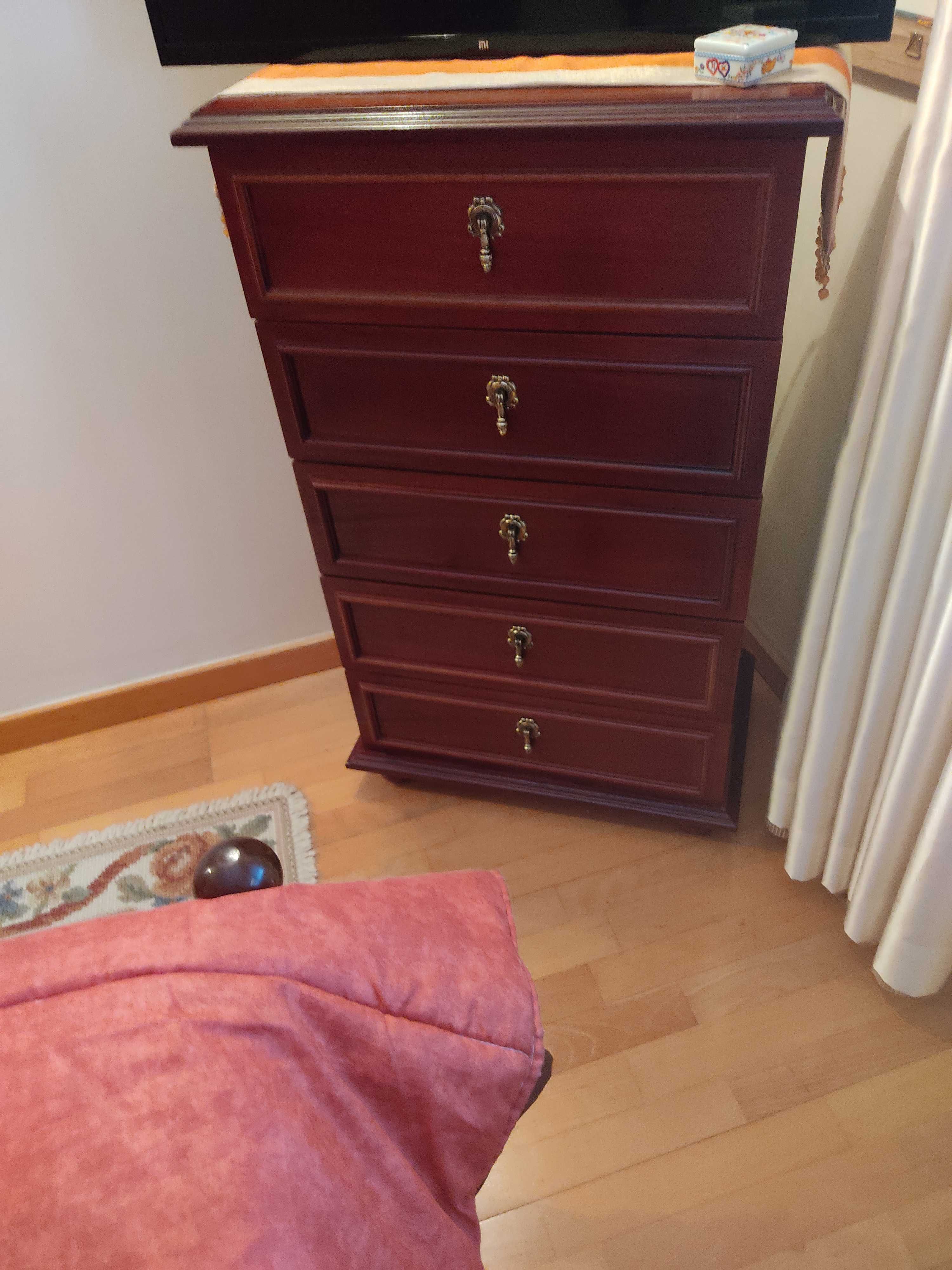 Mobília de Quarto em Mogno - Baixa de Preço