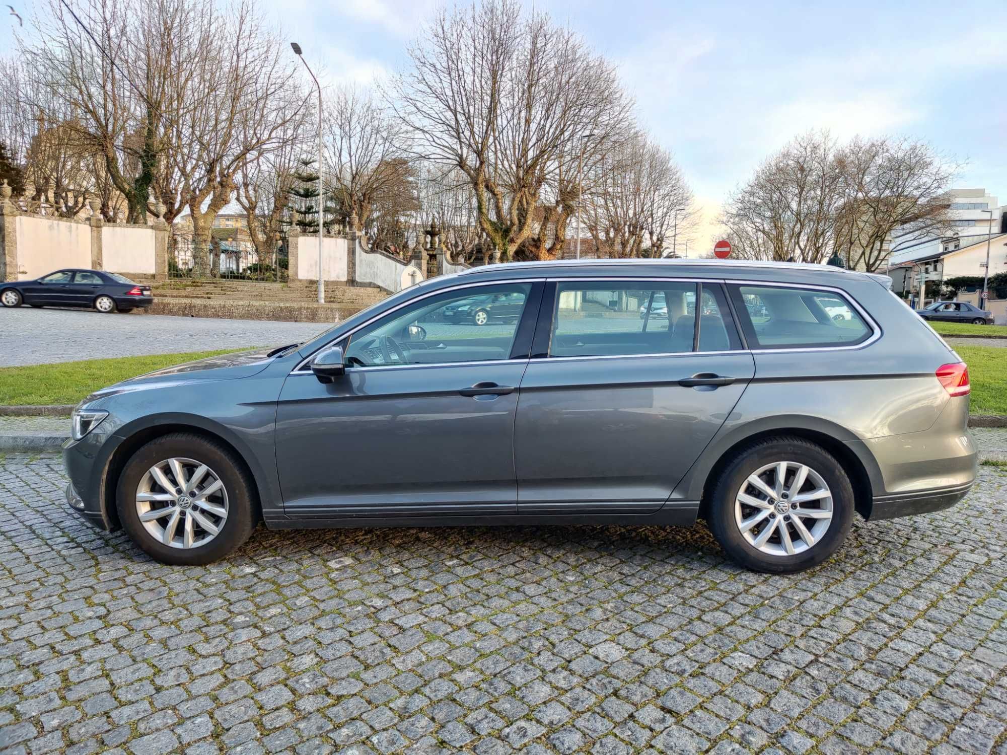 Volkswagen Passat Variant 1.6 TDi 120cv BlueMotion Caixa DSG Nacional