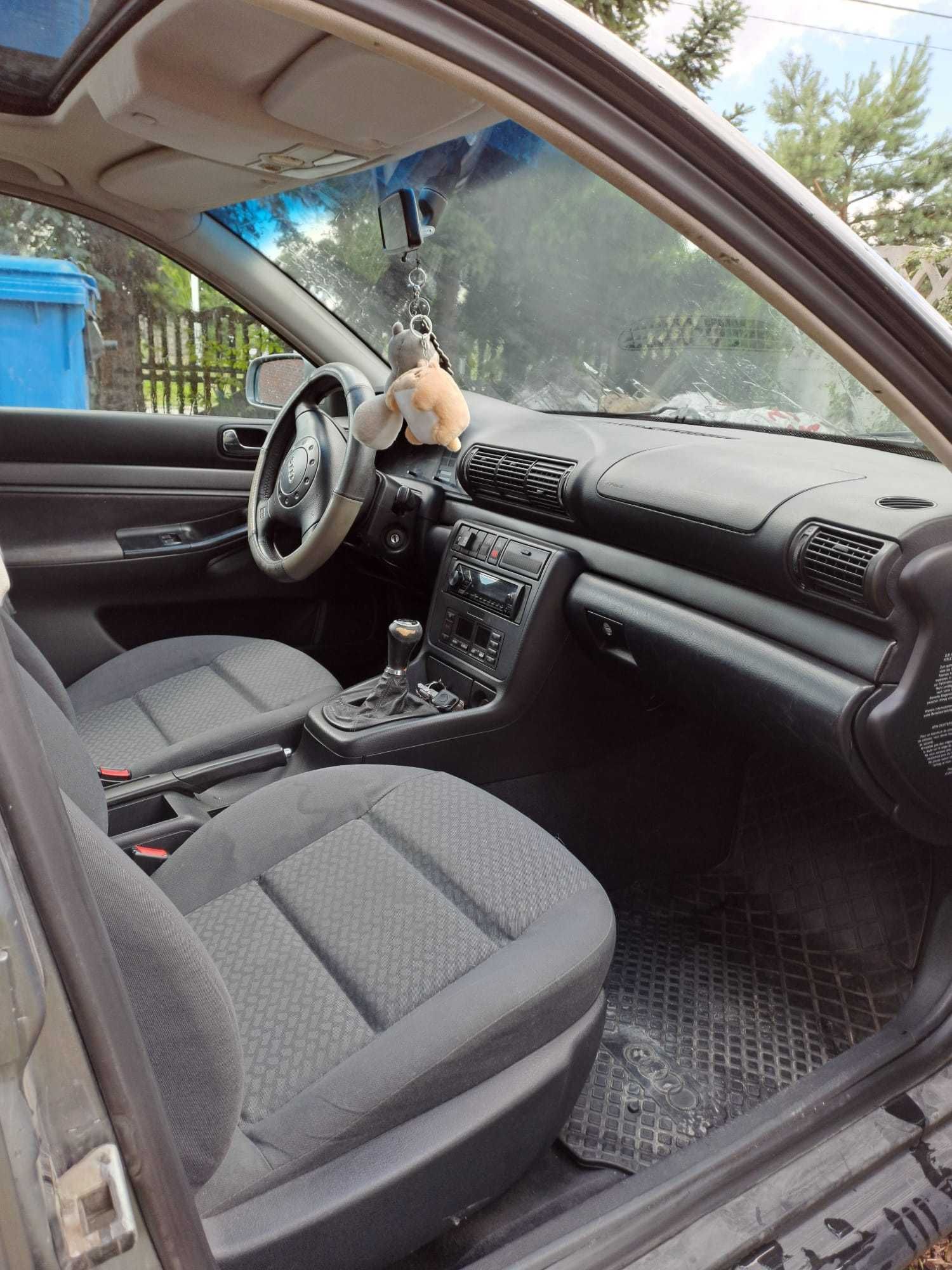 Audi A4/B5 1.8 lpg uszkodzony silnik oc i przegląd ważne