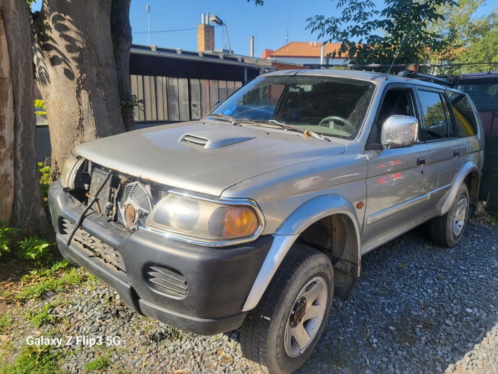 Pajero sport 2.5 tdi