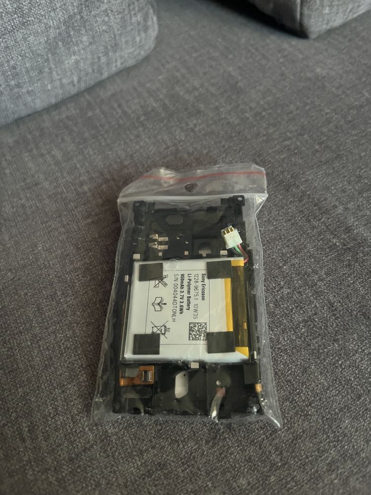 Sony Ericsson Experia e10 i