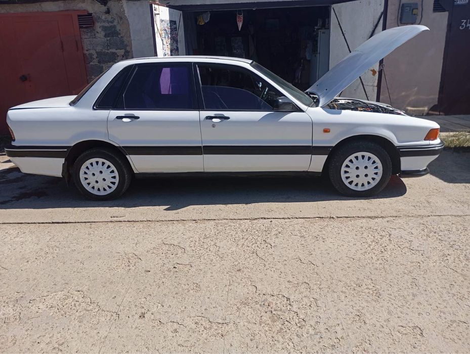 Mitsubishi Galant 1988 года, 1.6 бензин. Пробег 5.000.