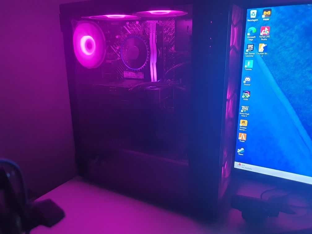 PC GAMING / 4060 / i7 12700KF/ 64GB / 2T