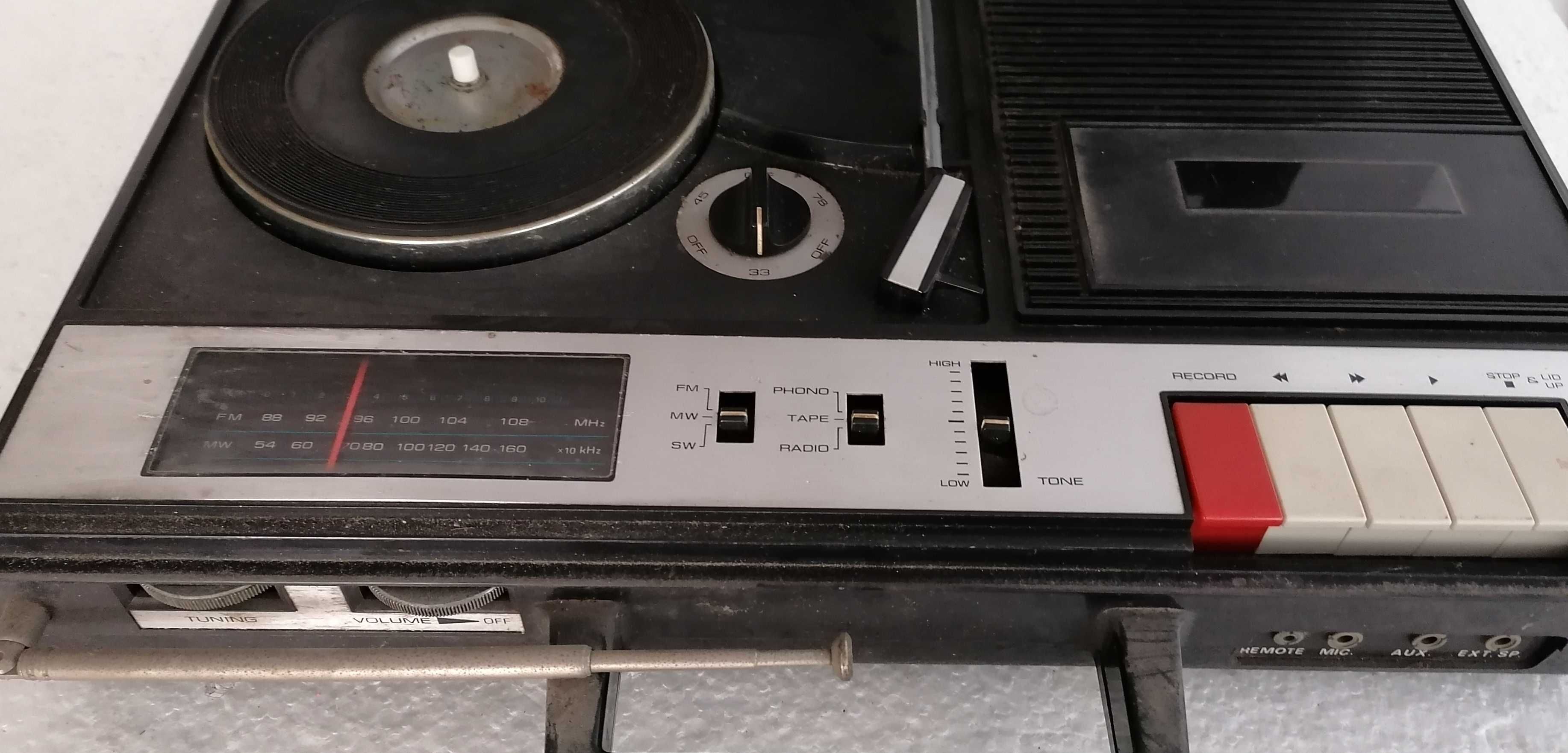 Gira-discos mala, leitor e gravador cassetes e radio, peças
